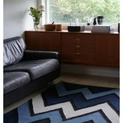 Rabatt ???? Born In Sweden Zack Teppich - 80x160 Cm - Blue ❤️ 7 Rabatt ???? Born In Sweden Zack Teppich - 80x160 Cm - Blue ❤️ -House Nordic Shop unnamed file 3113