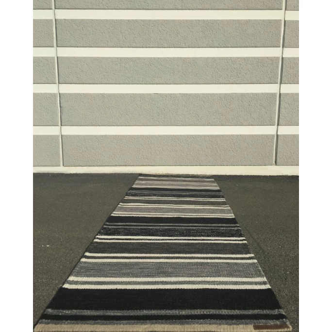 Born in Sweden Tom Teppich - 80x160 cm - grey Großhandel ???? Born In Sweden Tom Teppich - 80x160 Cm - Grey ❤️ -House Nordic Shop unnamed file 3122